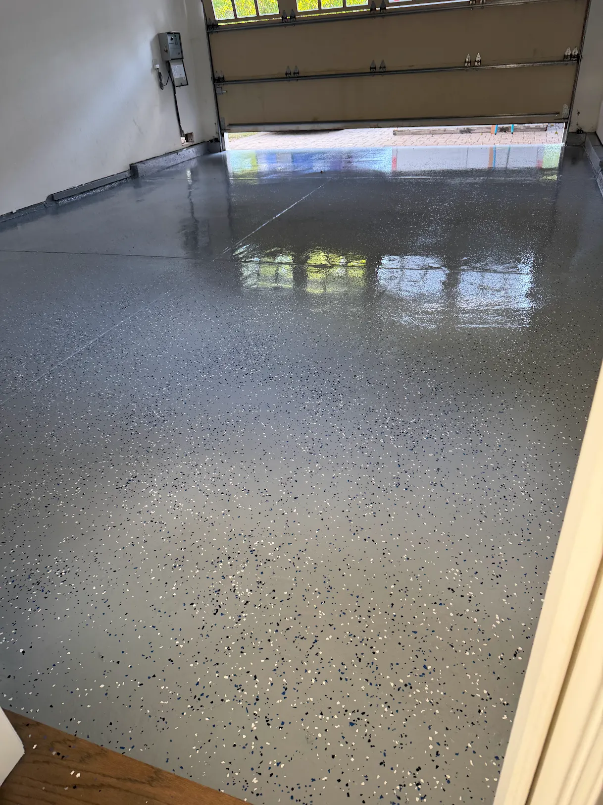 Epoxy garage floor, Peninsula home